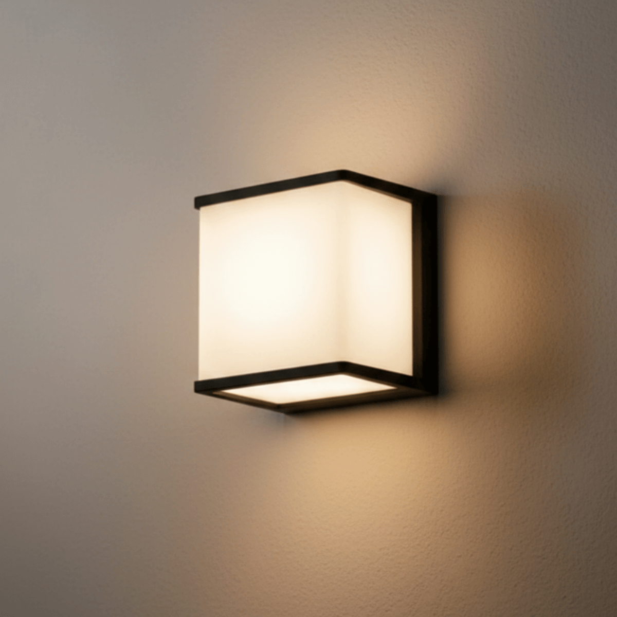 Lunara Moderne Solar-LED-Außenwandleuchte – Wasserdichte Sensorleuchte für den Innenhof
