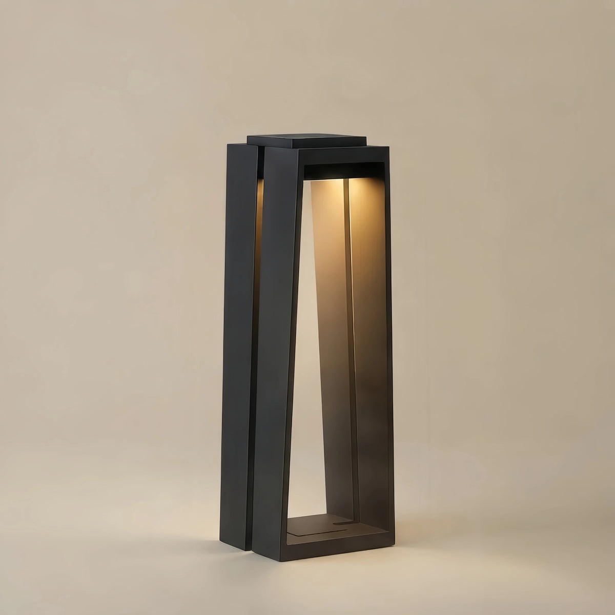Metal_Glass_Outdoor_Floor_Lamp_-_Black_Frame_for_Garden