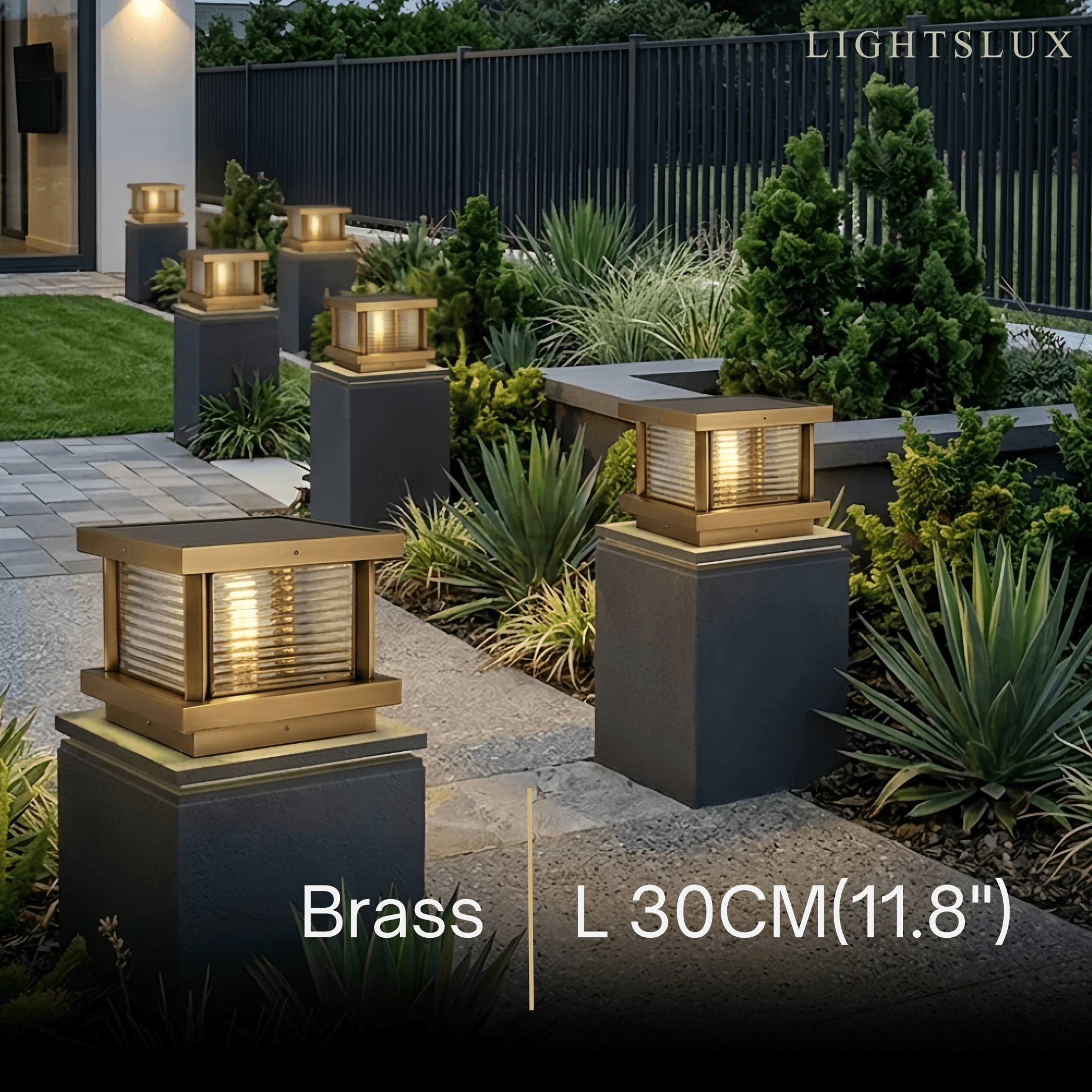 Arcato Modern Square Pillar Light