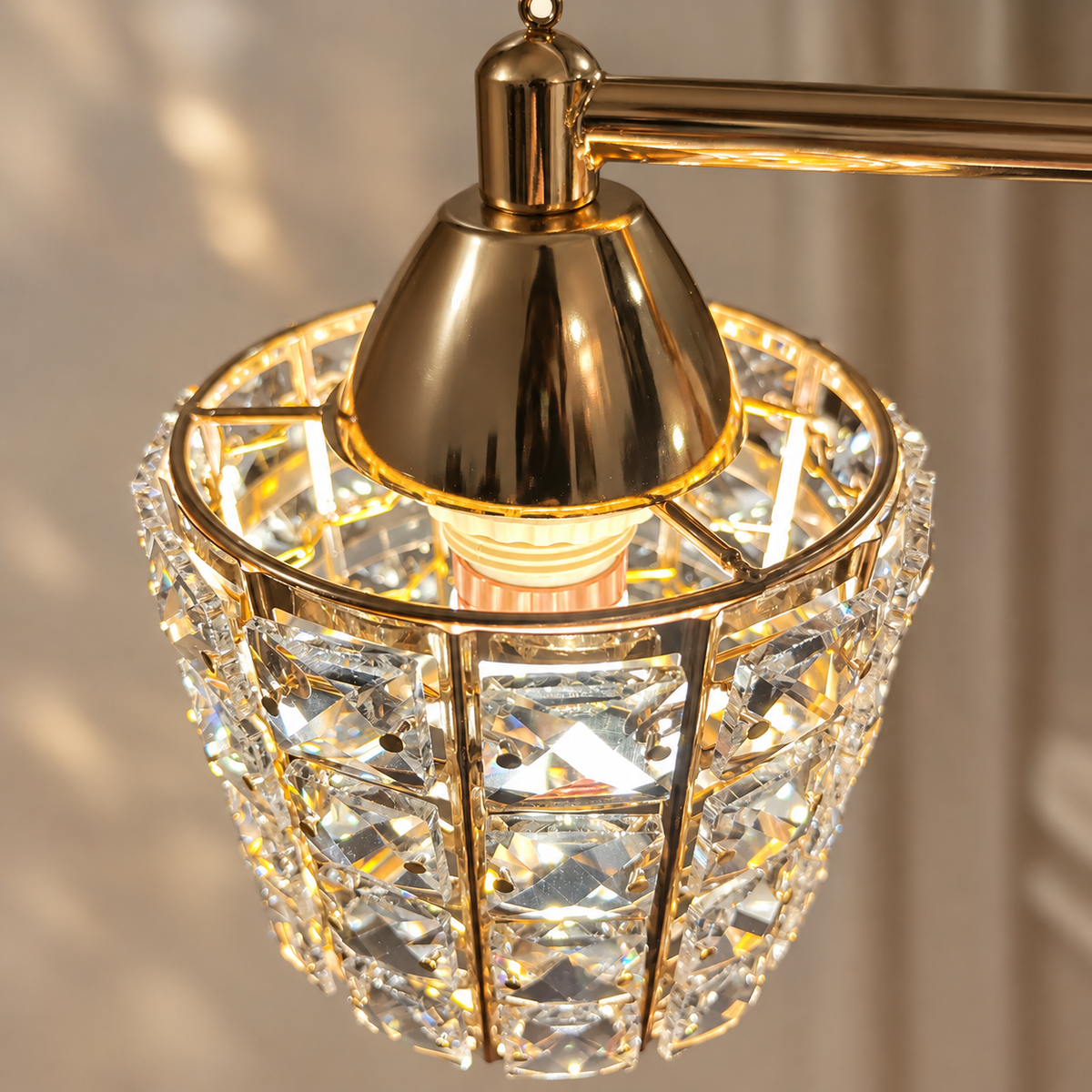 Excelis Moderne Kristall-Wandleuchte — Gold/Chrom Metallzylinder LED Wohnzimmer