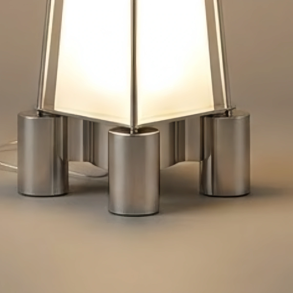 Industrial-style Pyramid Floor Lamp -Bedroom/Living Room