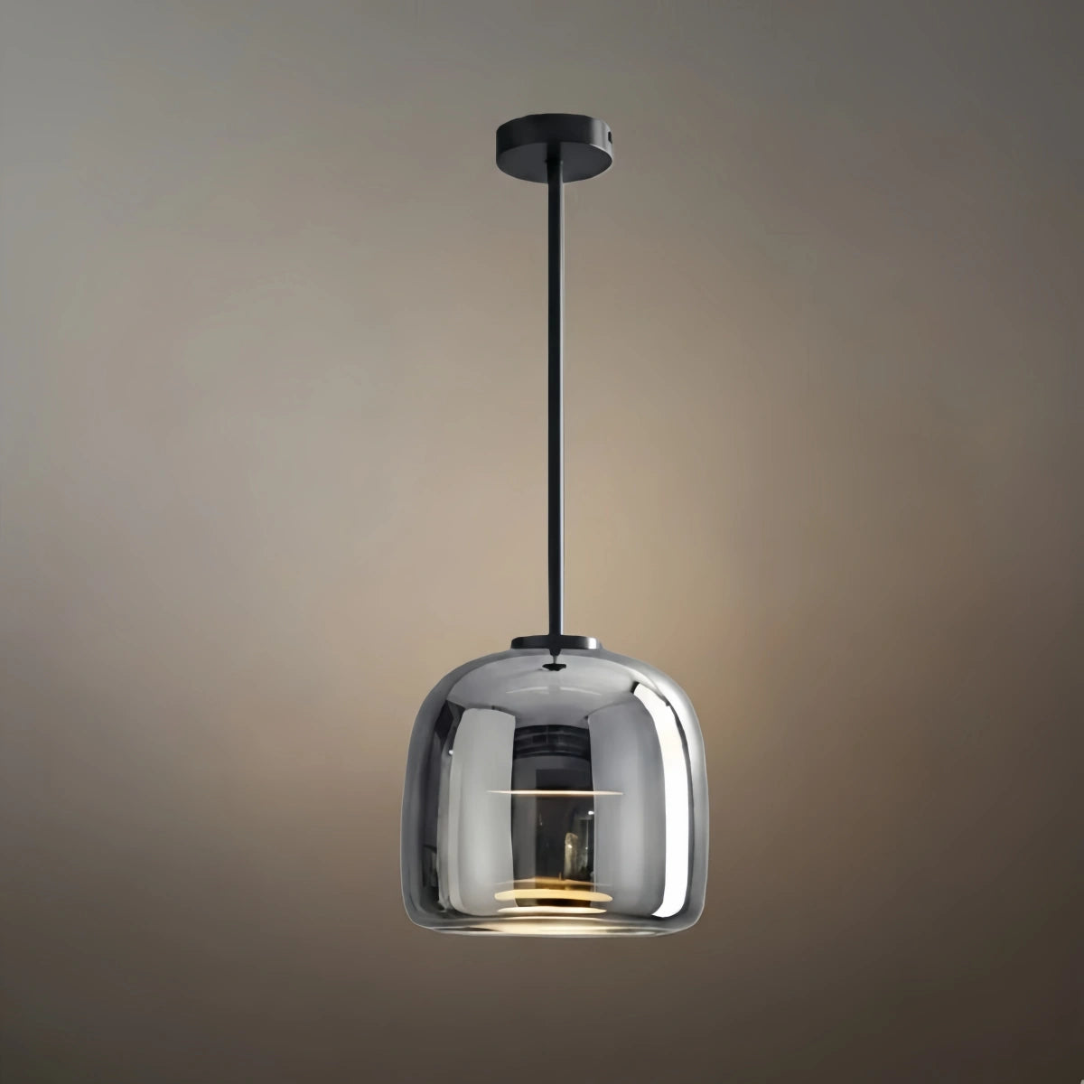 Vetro Moderne mundgeblasene Pendelleuchte – Rauchglas- und Metallakzent für Kücheninsel