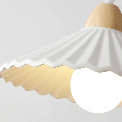 Moderne Pendelleuchte Crema aus Holz und Glas – Brauner konischer Schirm für das Esszimmer