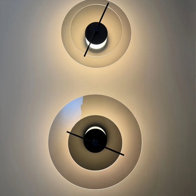 Vetro Moderne Wandleuchte – Glas und Karbonstahl mit drehbarem Schirm für Wohnzimmer und Schlafzimmer