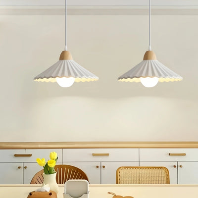 Moderne Pendelleuchte Crema aus Holz und Glas – Brauner konischer Schirm für das Esszimmer