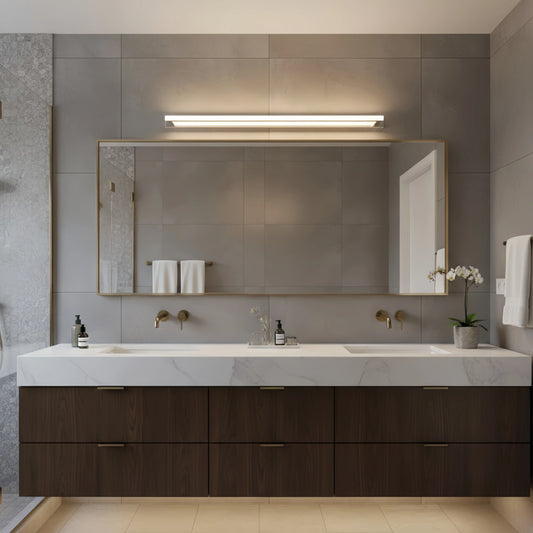 Arcato Moderne wasserdichte Badezimmerleuchte – Weiße Acryl- und Metallleuchte