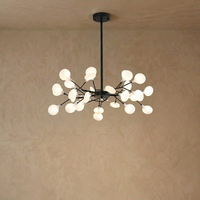 Excelis Art-Deco-Kronleuchter – Ast- und Glühwürmchen-Design in Schwarz/Gold für Ess-/Wohnzimmer