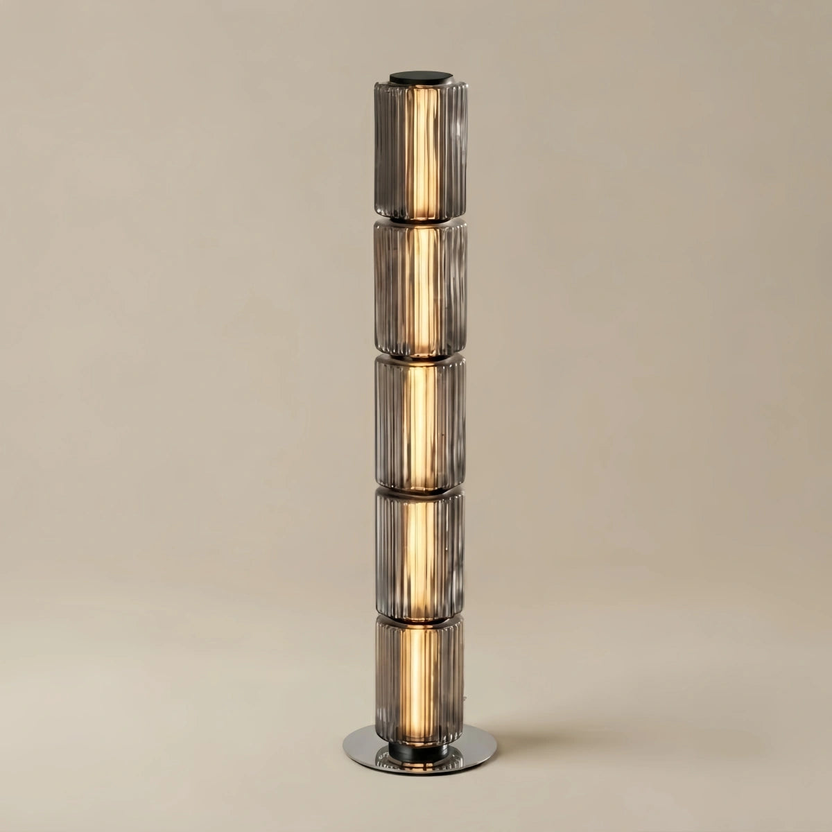 Vetro Modern Stehleuchte aus Glas – Milchweiß/Rauchgrau Aluminium für Wohnzimmer, Schlafzimmer & Büro