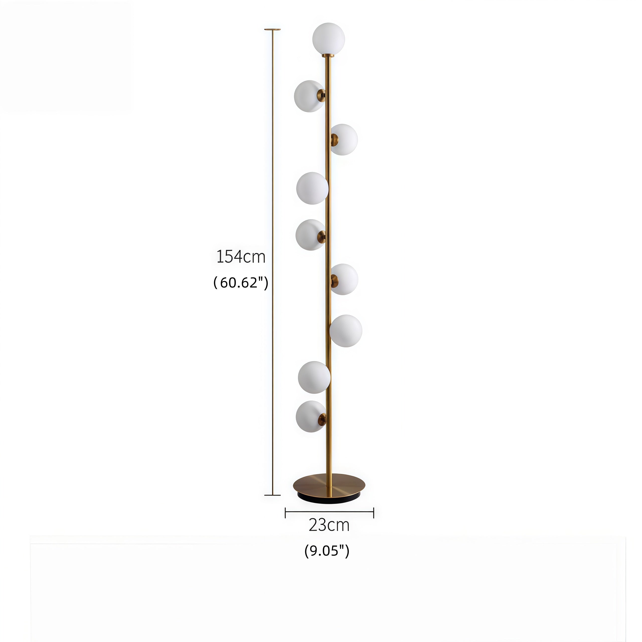 Moderne Stehlampe Excelis – Schlankes Design mit Glaskugel für das Wohnzimmer