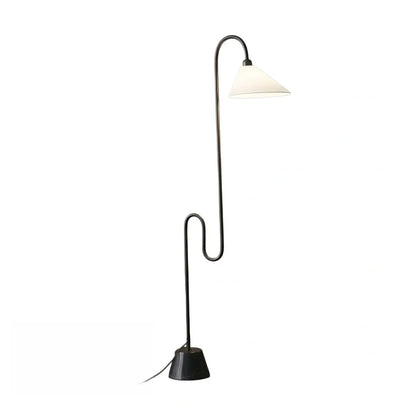 Velora Postmoderne Schwarze Stehlampe – Metallfuß mit Stoffschirm für Schlafzimmer