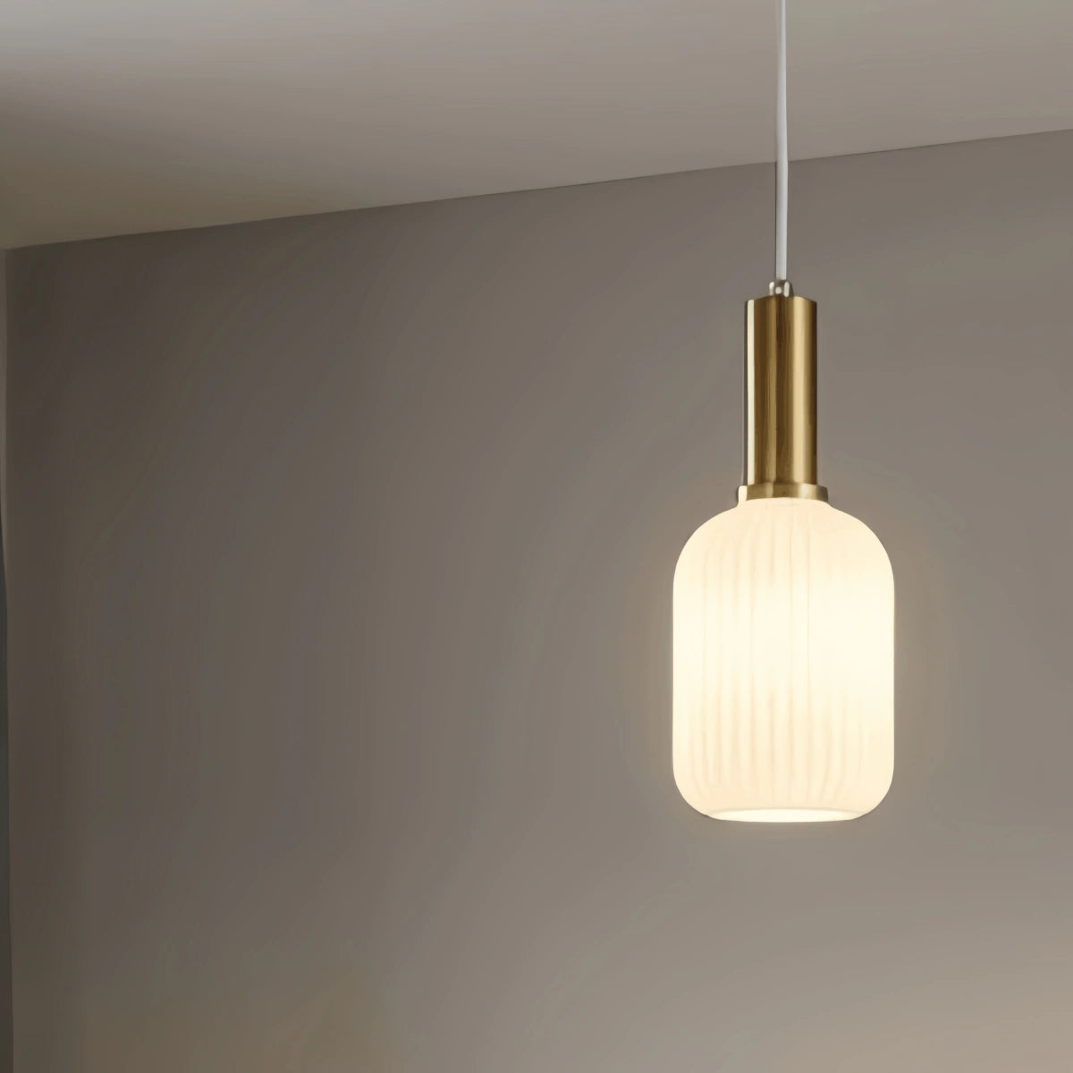Crema Nordic White Pendant Light