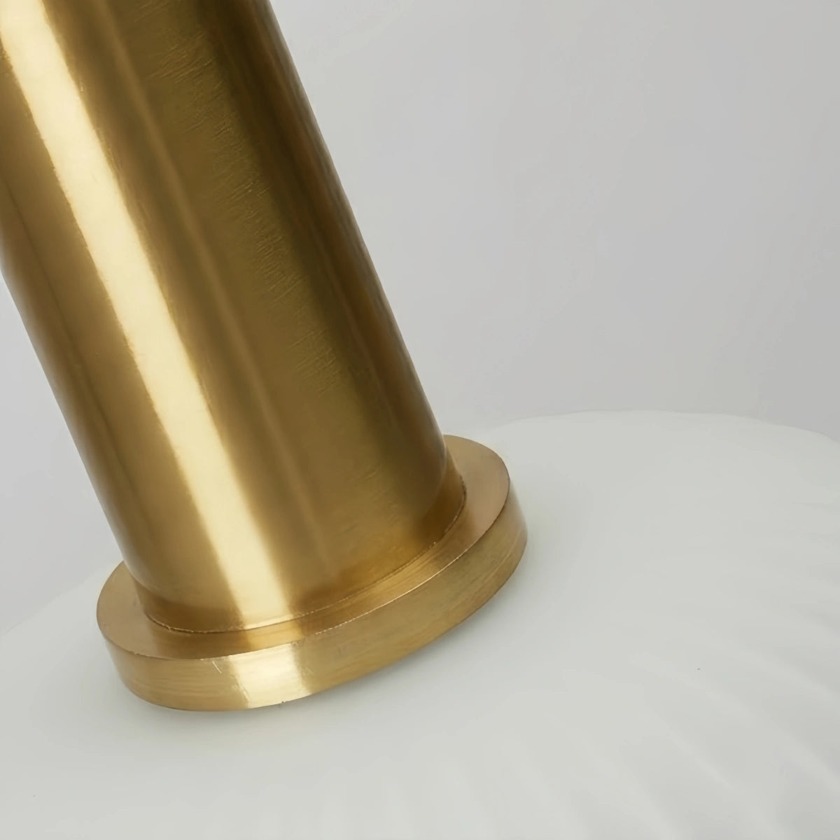 Crema Nordic White Pendant Light