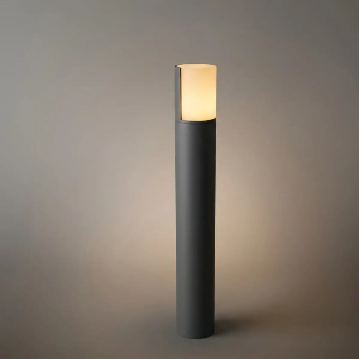 Stellar Minimalist Geometric Pathway Lamp – Black Metal Outdoor Light