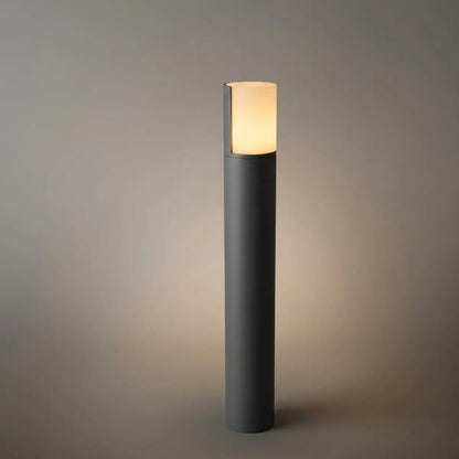 Stellar Minimalist Geometric Pathway Lamp – Black Metal Outdoor Light