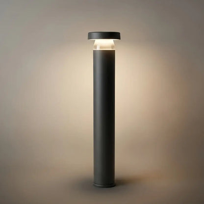 Minimalist_Cylindrical_Outdoor_Pathway_Lamp