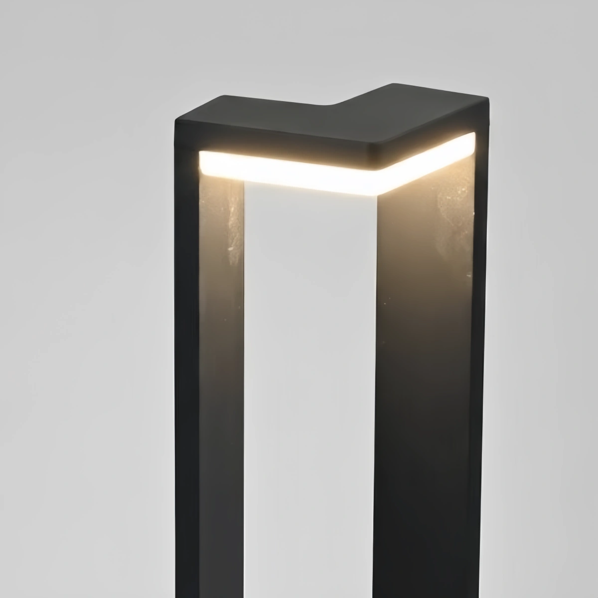 Irondale Minimalistische rechtwinklige Gartenwegleuchte – Schwarzes Metall