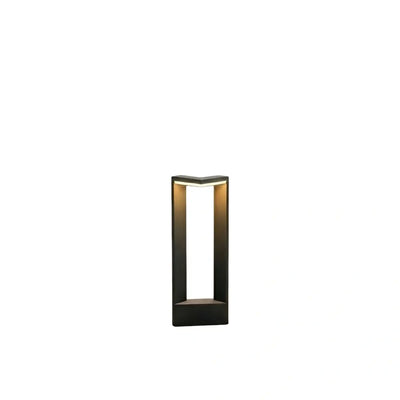 Minimalist_Right-Angle_Outdoor_Pathway_Light