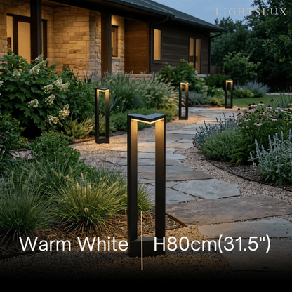 Minimalist_Right-Angle_Outdoor_Pathway_Light