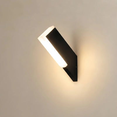 Irondale Modern Outdoor Wall Lamp - Black Metal & Acrylic Irregular Design for Garden