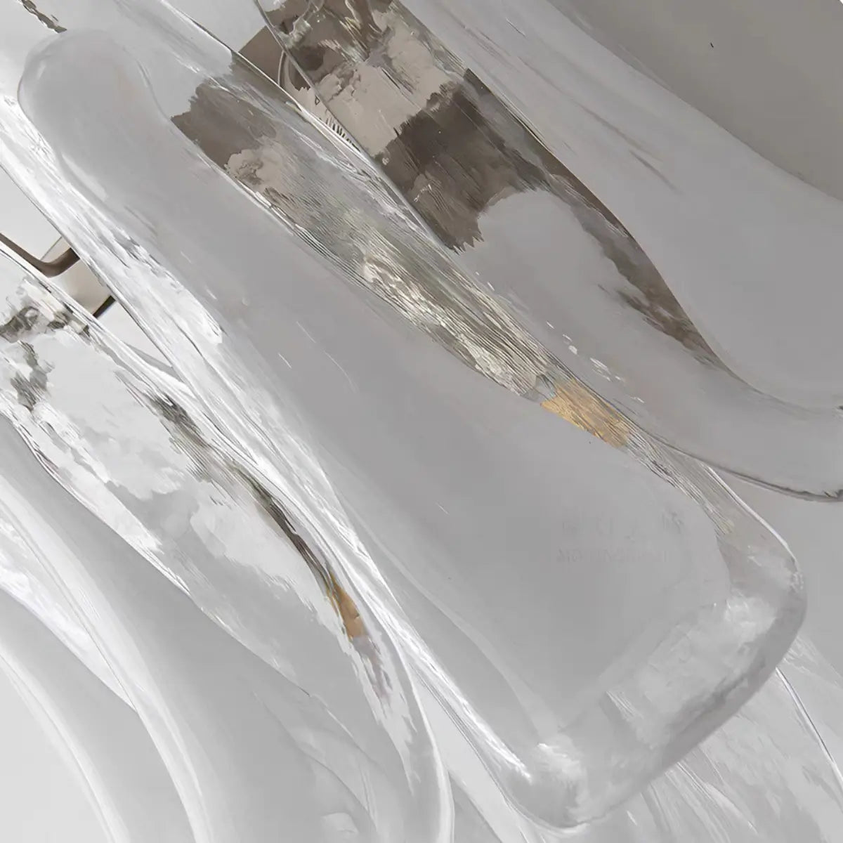 Vetro_Art_Deco_Glass_Wall_Lamp_--_Iron_Body_White_Finish_for_detail