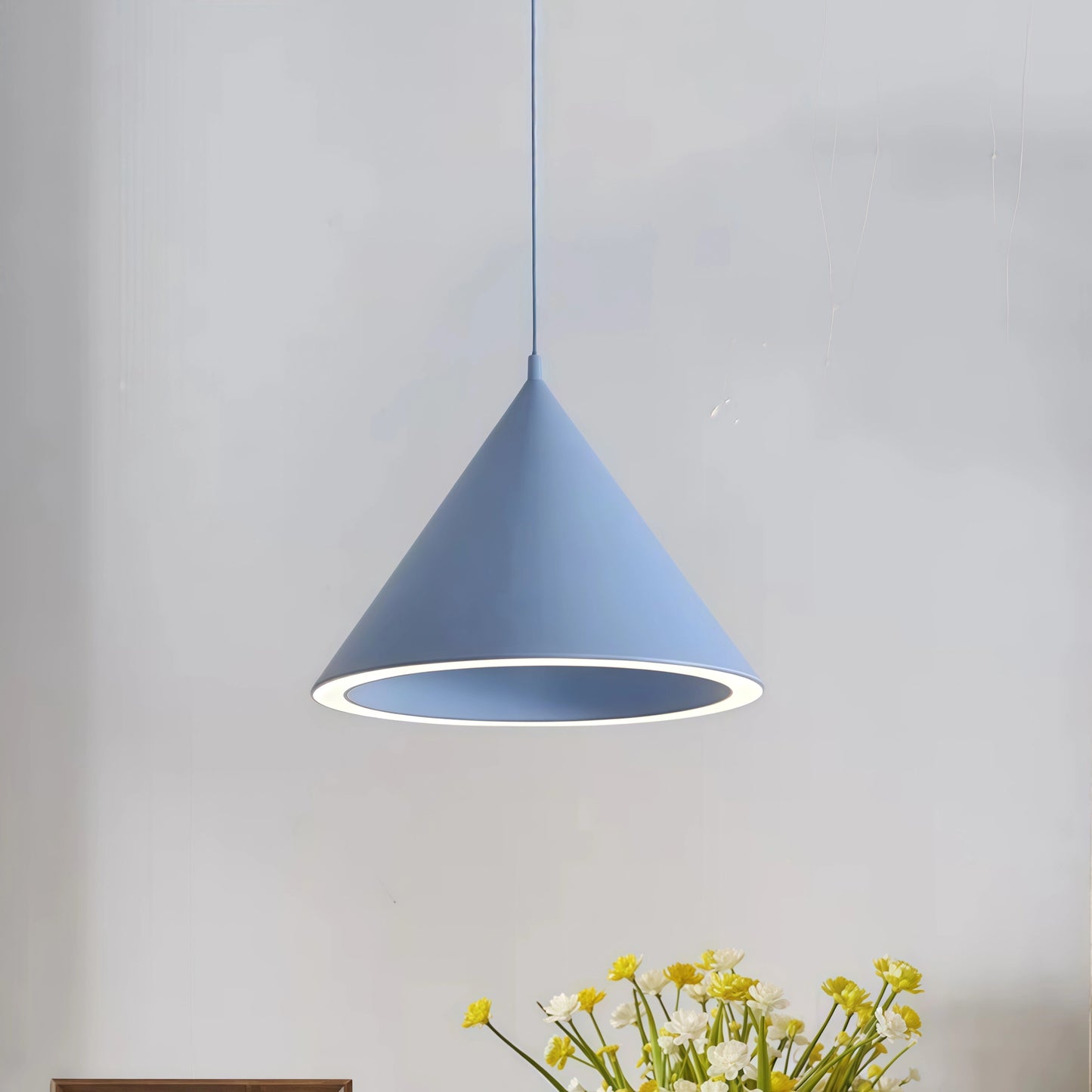 Morandia Morandi konische Pendelleuchte – Metall & Acryl für Esszimmer