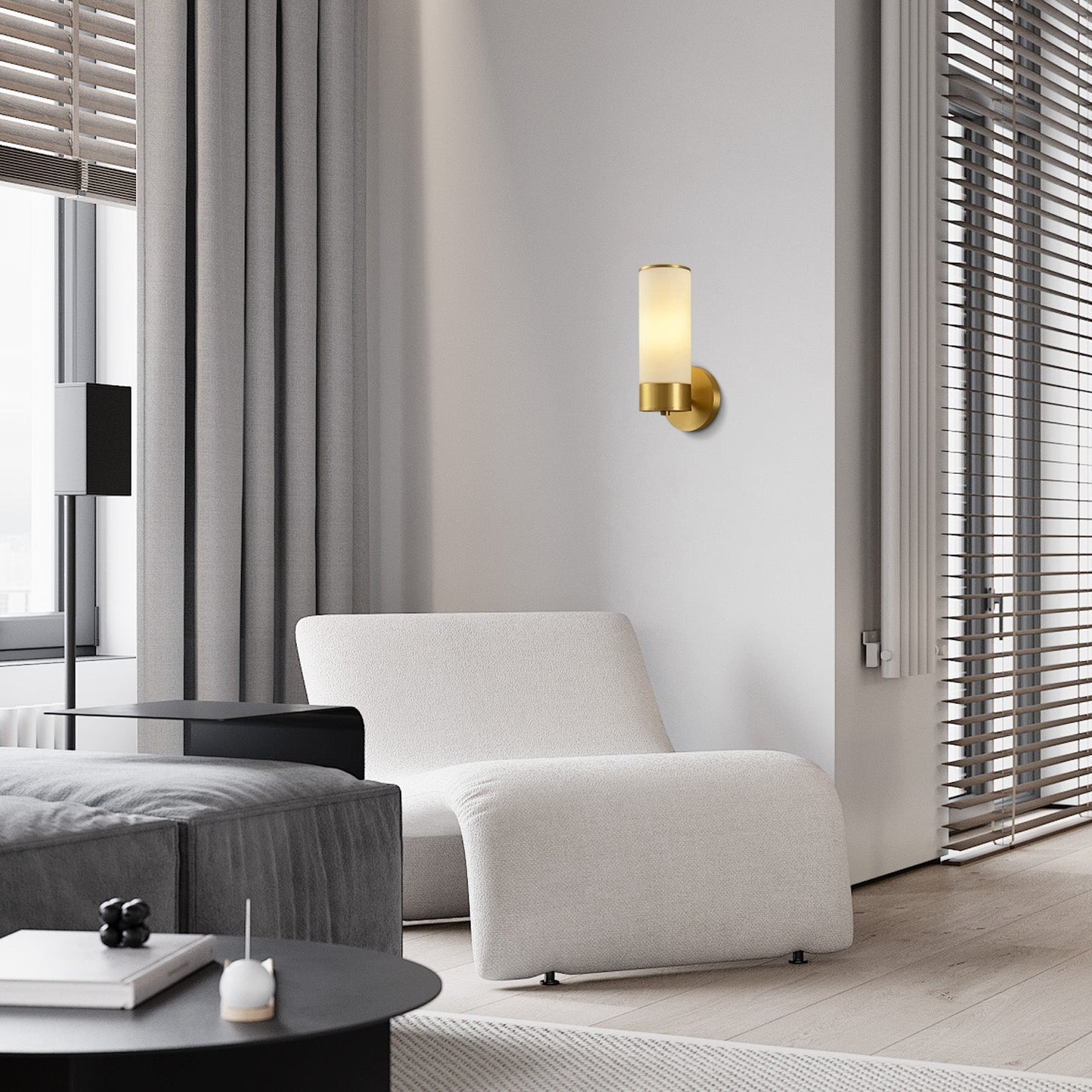 Royal Brass Wall Lamp - Metal Glass