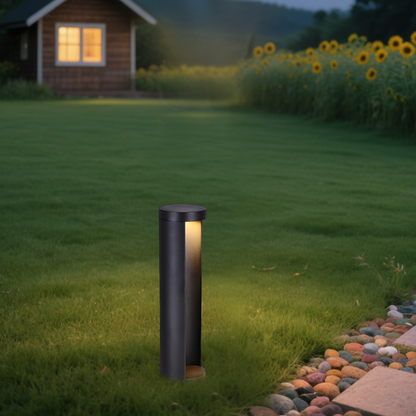 Irondale Minimalist Solar Outdoor Lamp - Black