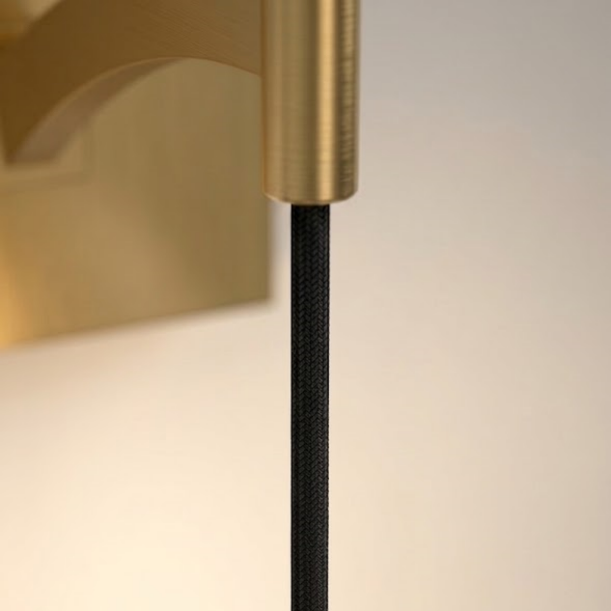 Excelis_Modern_Gold_Globe_Wall_Sconce