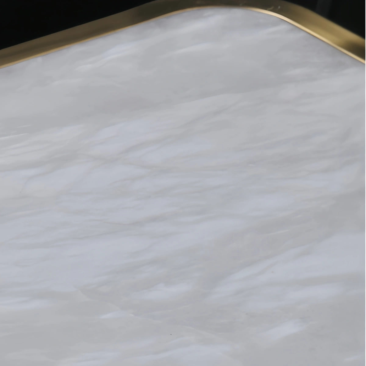 Excelis Luxuriöse quadratische Alabaster-Deckenleuchte – Messing gebürstet Gold für Schlafzimmer