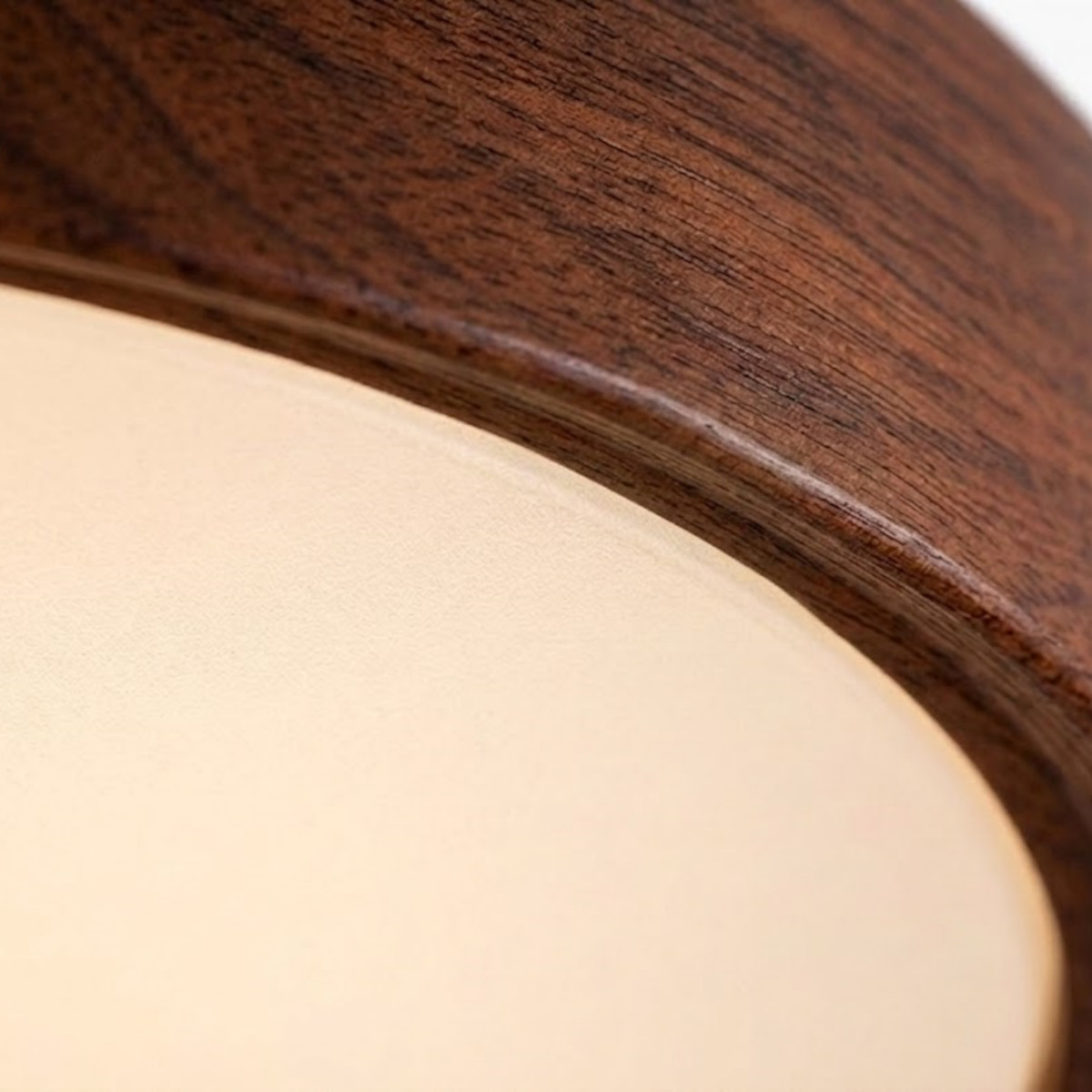 Zenno moderne Deckenleuchte – Walnuss, weißes Metall, Acryl für Schlafzimmer