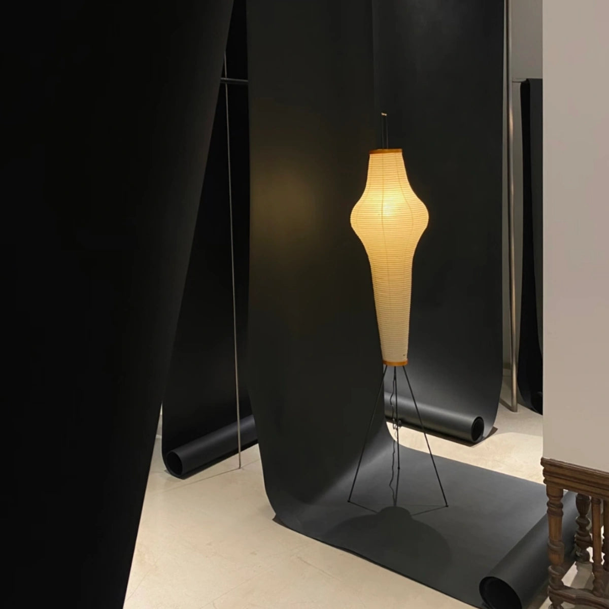 Japanese Floor Lamp – Mulberry Paper Lantern Light 