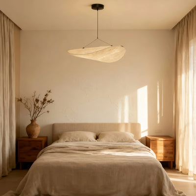 Crema Art Deco Pendelleuchte in Weiß – Gebogenes Metalldesign für das Esszimmer