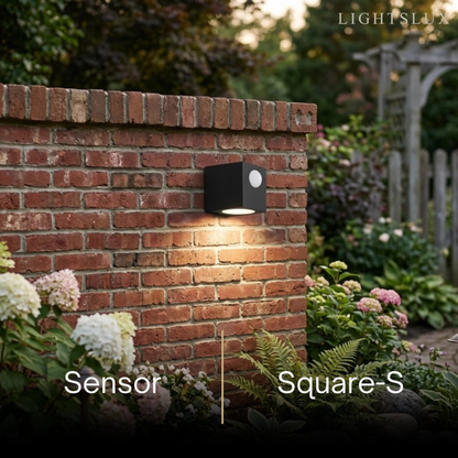 Minimalist_Square_Outdoor_Wall_Lamp