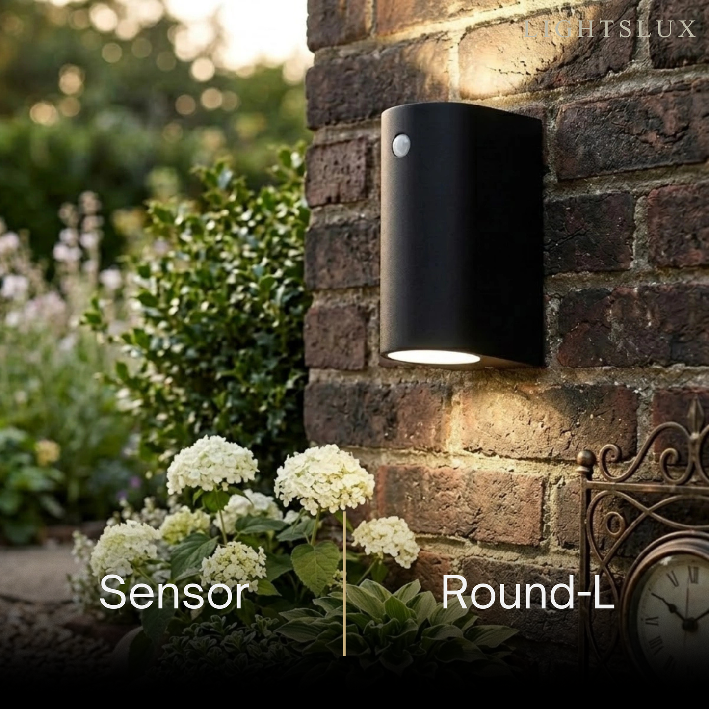 Minimalist_Square_Outdoor_Wall_Lamp
