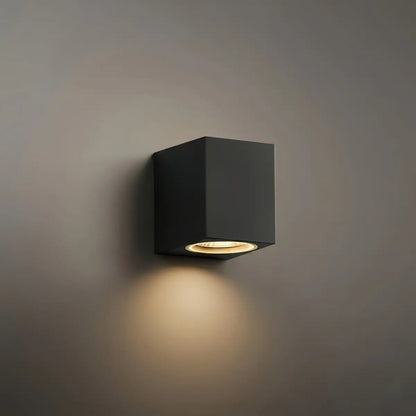 Minimalist_Square_Outdoor_Wall_Lamp