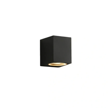 Minimalist_Square_Outdoor_Wall_Lamp