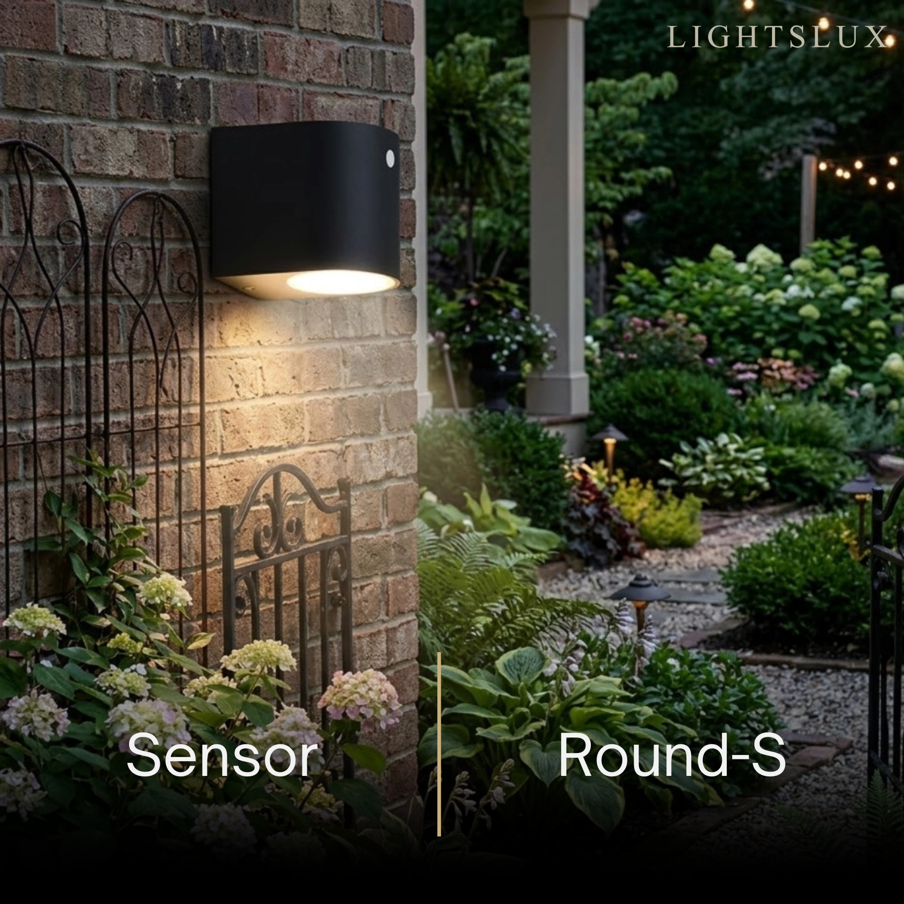 Minimalist_Square_Outdoor_Wall_Lamp