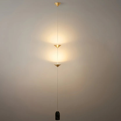 Arcato Nordic Minimalist Stehleuchte - 3-flammiges, lineares Design, volle Länge