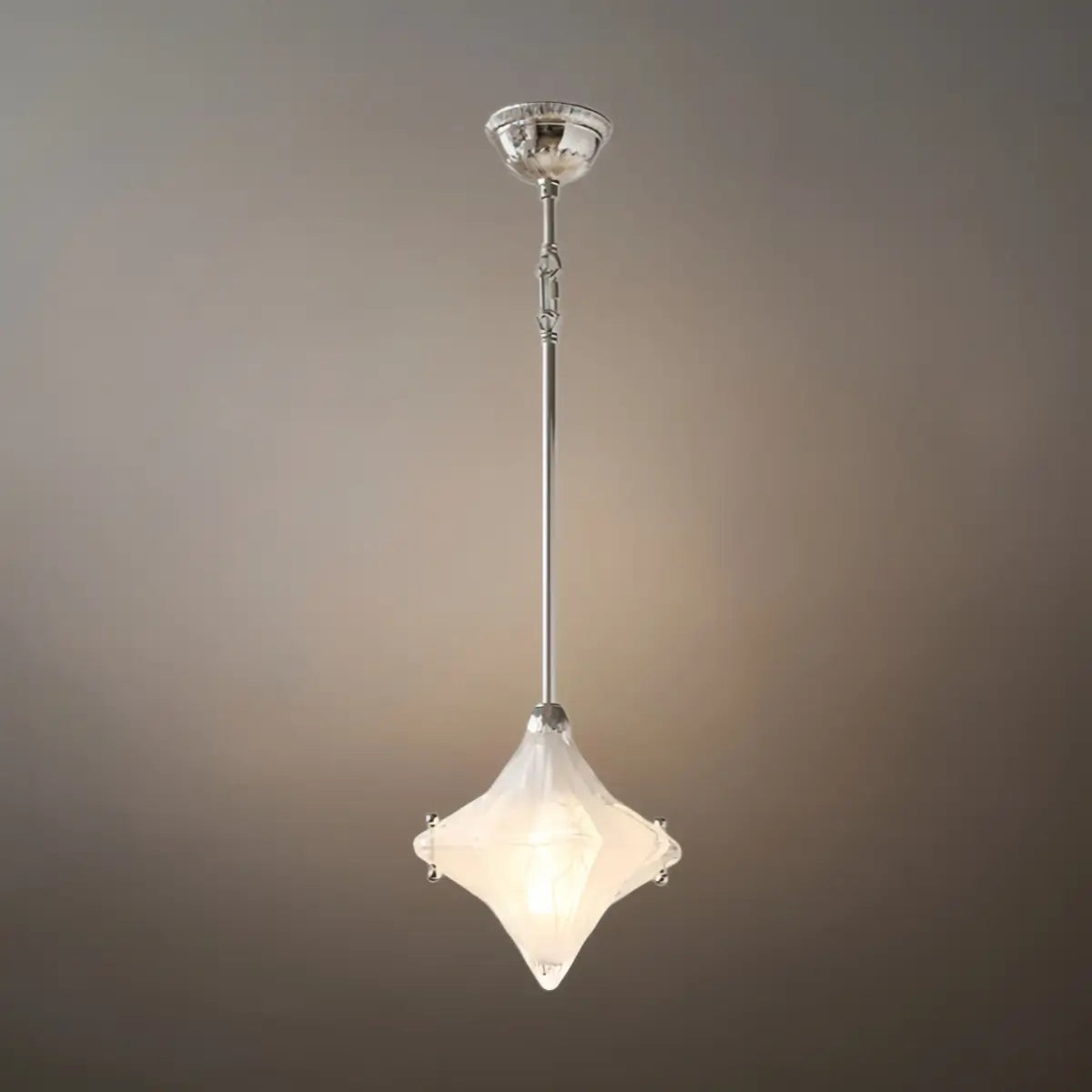 Lunara_Modern_Star_Pendant_Light