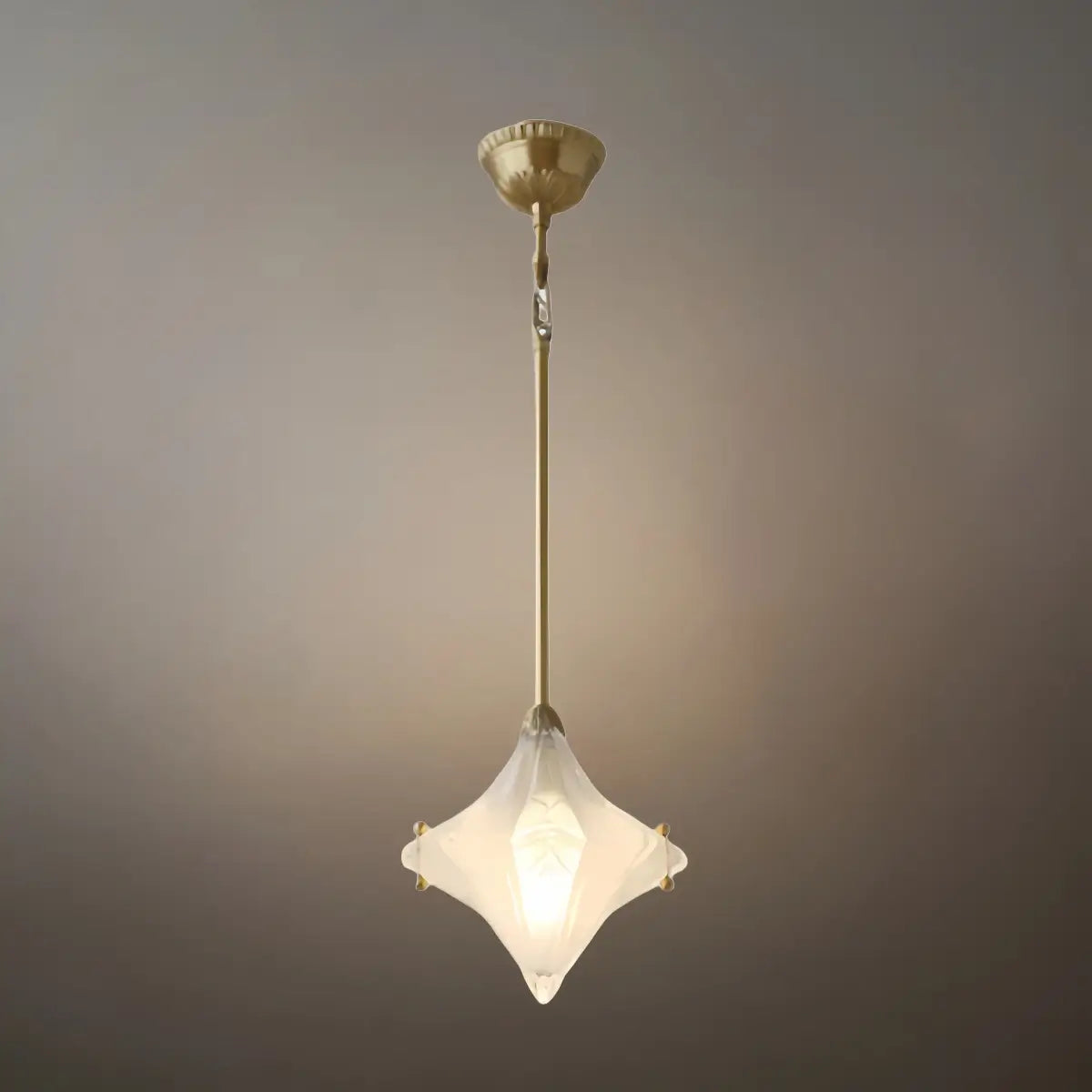 Lunara_Modern_Star_Pendant_Light