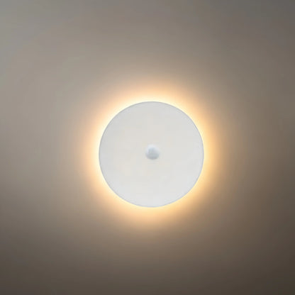 Solara Minimalist LED Outdoor Wall Lamp – Black/White Round/Square Porch Sensor Light