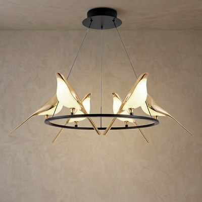 Modern Bird Chandelier – Gold Acrylic Magpie Design for Contemporary Luxury Interiors