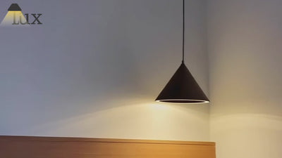 Morandia Morandi konische Pendelleuchte – Metall & Acryl für Esszimmer