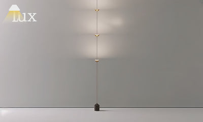 Arcato Nordic Minimalist Stehleuchte - 3-flammiges, lineares Design, volle Länge