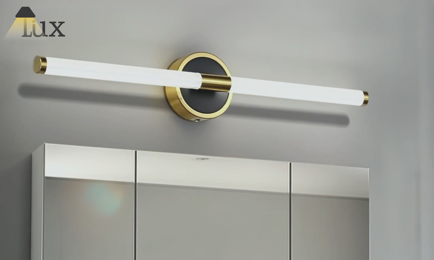 Arcato Minimalistische Wandleuchte mit Spiegelfront für Badezimmer