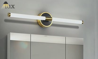 Arcato Minimalistische Wandleuchte mit Spiegelfront für Badezimmer