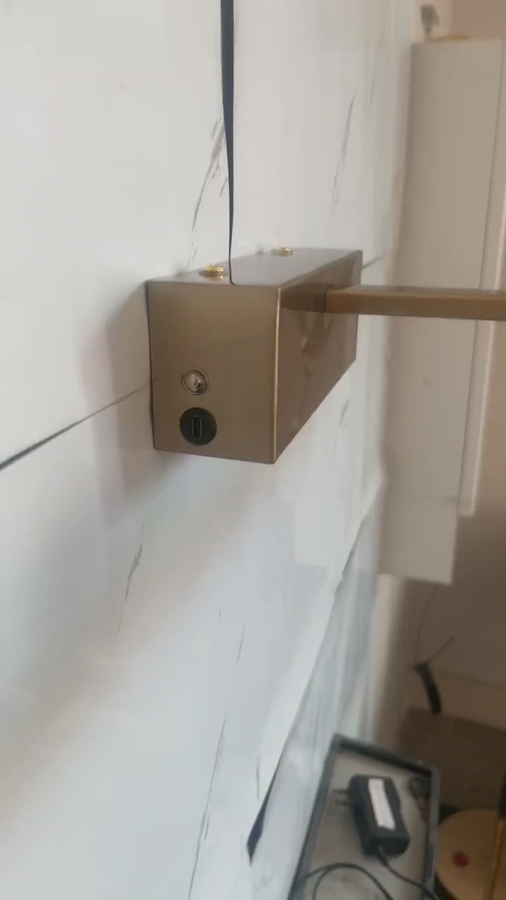 Arcato Modern Adjustable Wall Lamp